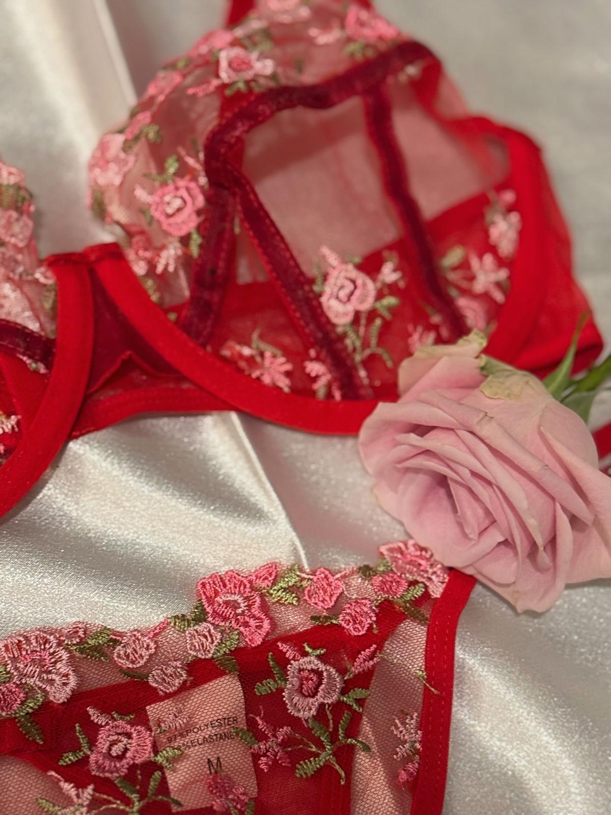 Rosier Rouge (2 Pcs Set)